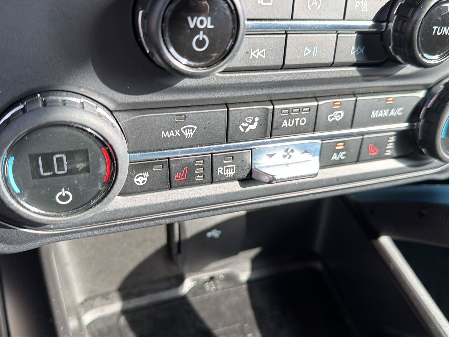 Certified 2023 Ford Bronco Wildtrak AWD/4WD image 25