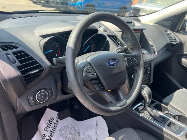 Certified 2018 Ford Escape SE w/ SE Sync 3 Package AWD/4WD image 7