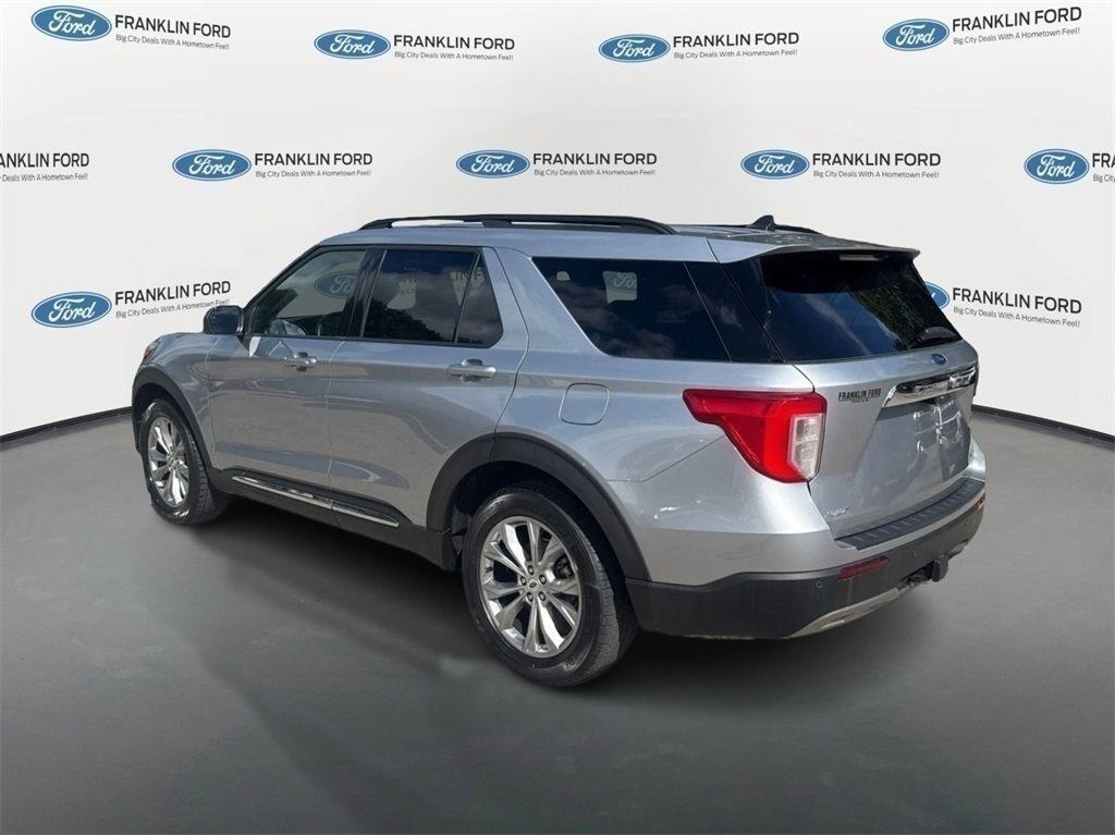 Certified 2023 Ford Explorer XLT w/ Equipment Group 202A image 3