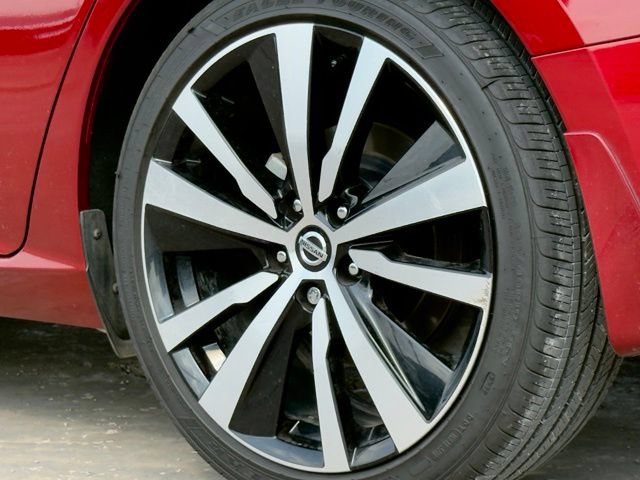 Used 2022 Nissan Altima 2.5 SR FWD image 7