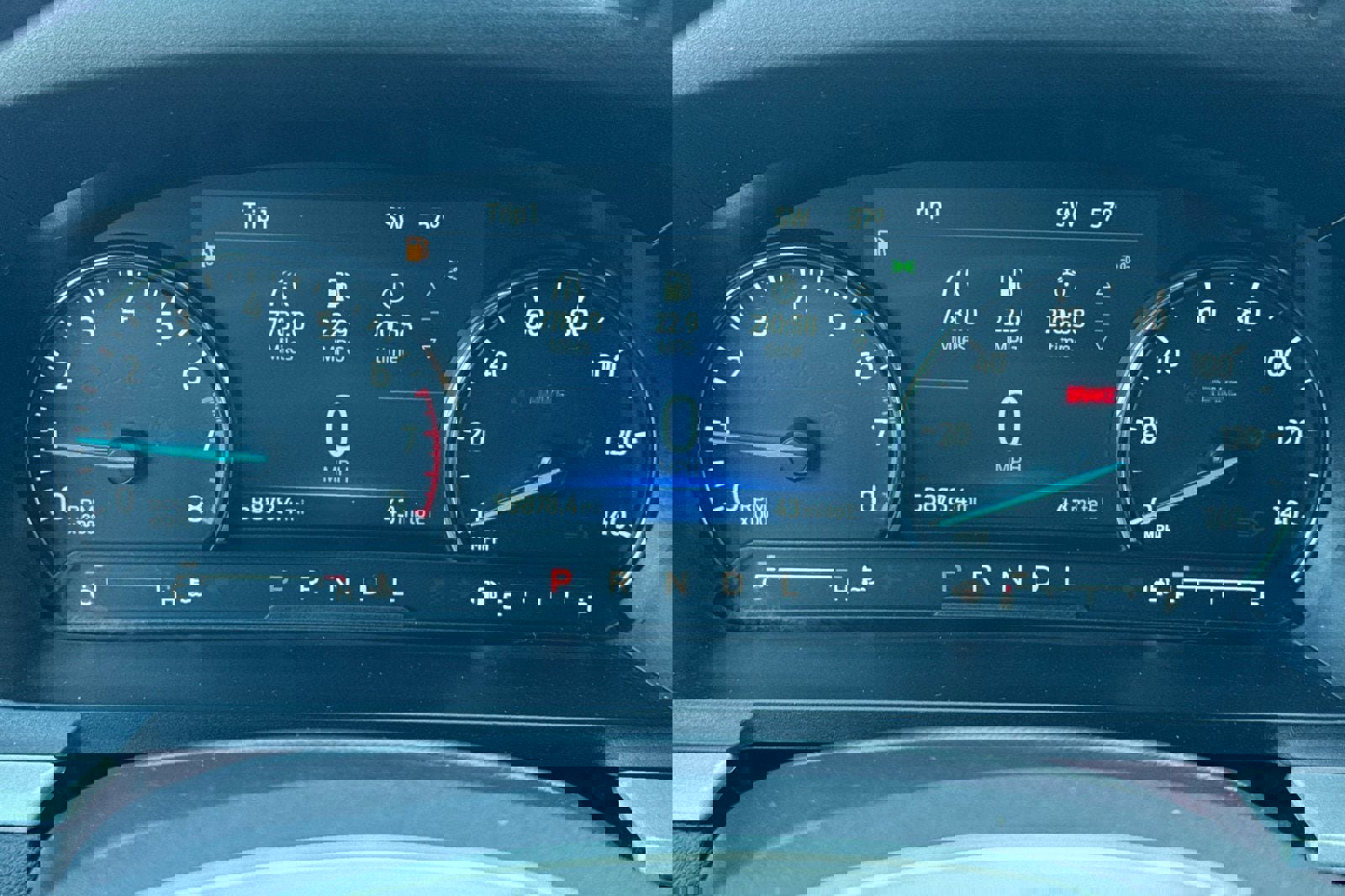 Certified 2022 Ford Explorer XLT w/ Equipment Group 202A image 25