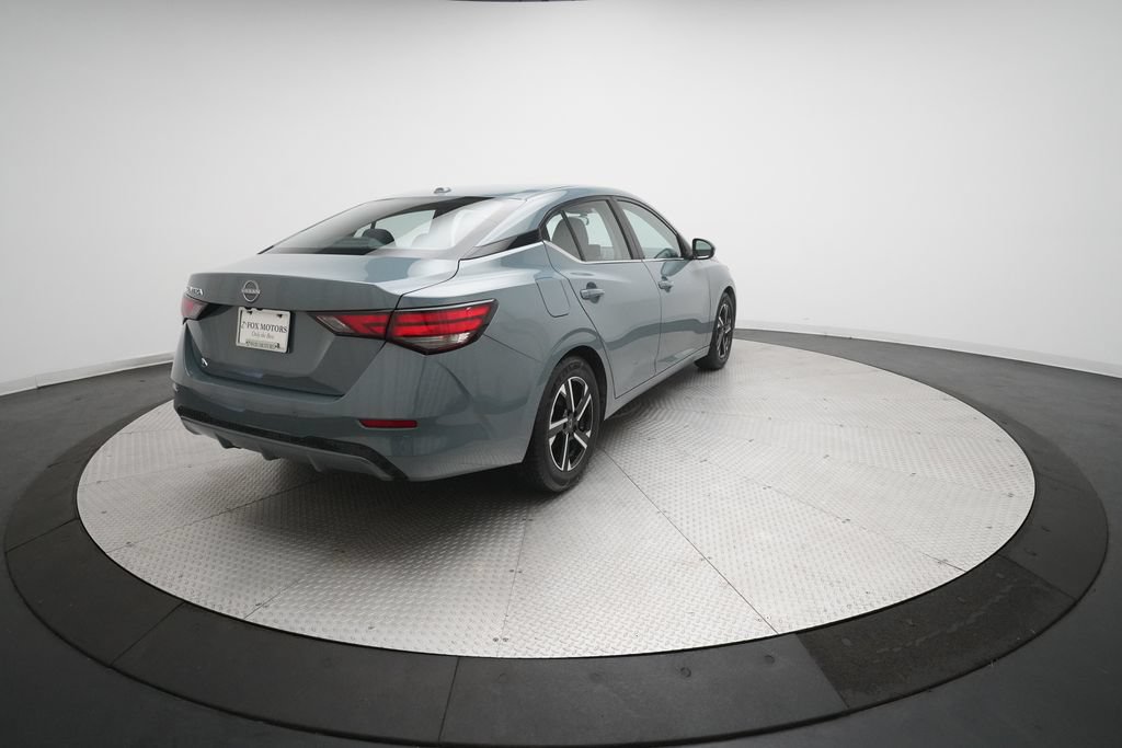 Used 2025 Nissan Sentra SV FWD image 33