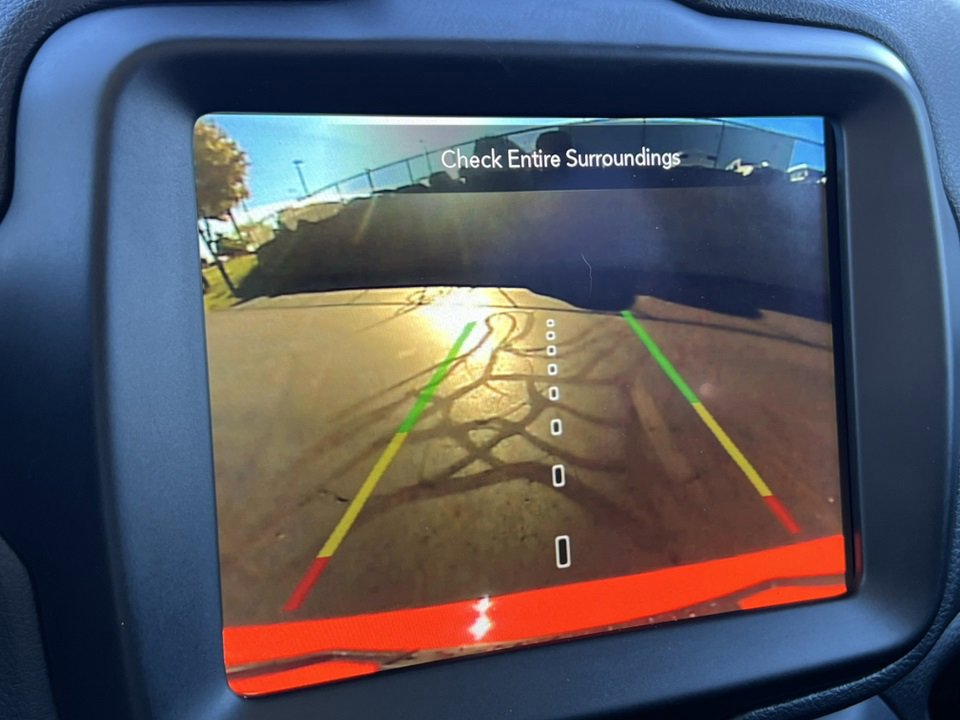 Used 2022 Jeep Renegade Limited w/ Sun, Sound & Wheels Group image 26