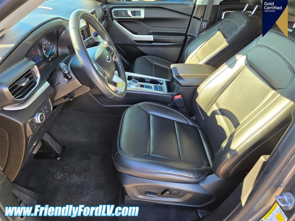 Certified 2022 Ford Explorer XLT w/ Equipment Group 202A image 9