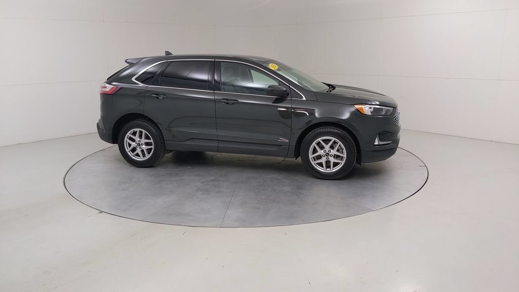 Certified 2023 Ford Edge SEL w/ Convenience Package AWD/4WD image 11