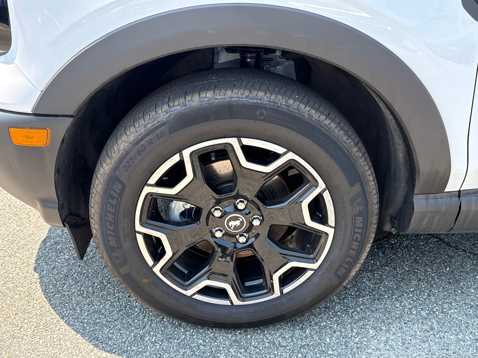 Certified 2025 Ford Bronco Sport Outer Banks w/ Outer Banks Tech Package+ AWD/4WD image 8