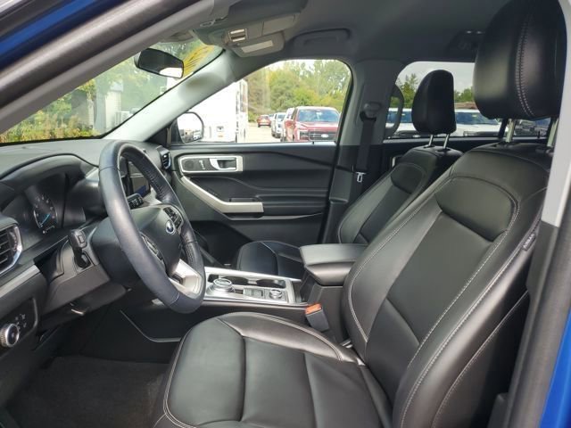 Certified 2023 Ford Explorer XLT w/ Equipment Group 202A image 23