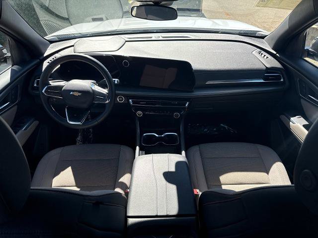 Used 2025 Chevrolet Traverse LT AWD/4WD image 12