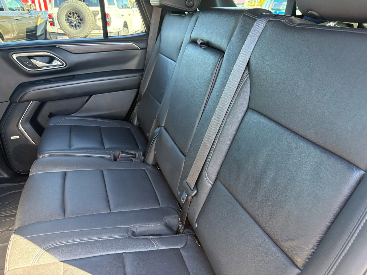 Used 2023 Chevrolet Tahoe LT w/ Luxury Package image 40