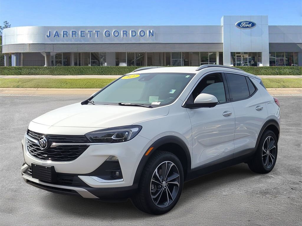 Used 2021 Buick Encore GX Essence w/ Advanced Technology Package AWD/4WD image 2
