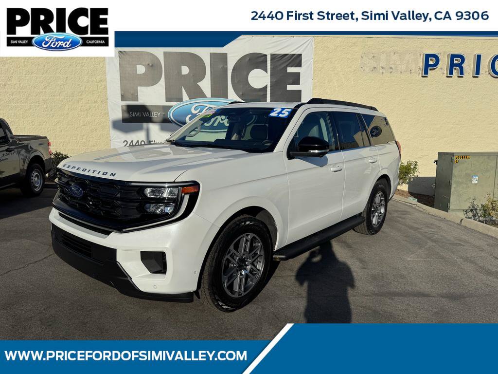 Certified 2025 Ford Expedition Active