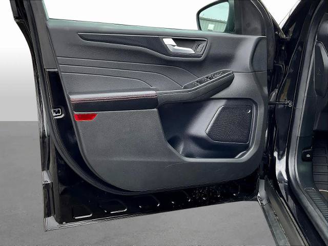 Certified 2023 Ford Escape ST-Line w/ Tech Pack #1 AWD/4WD image 21