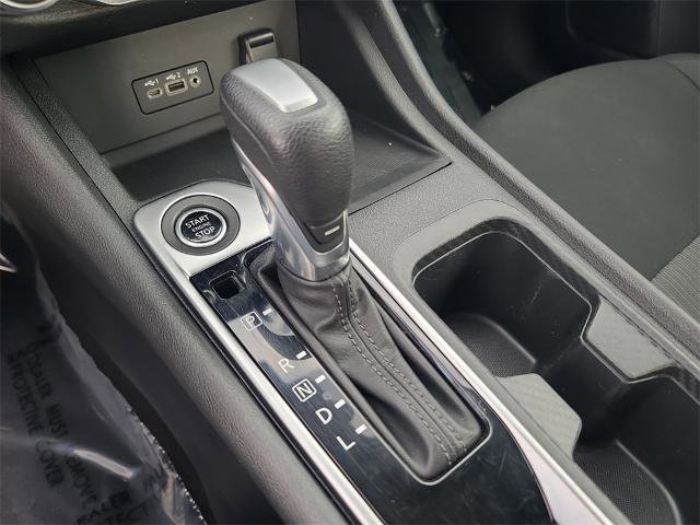 Used 2023 Nissan Sentra SV image 25