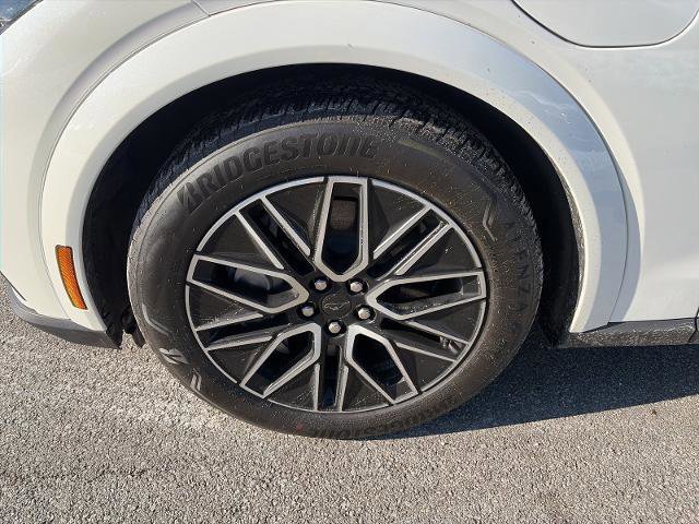 Certified 2025 Ford Mustang Mach-E Premium image 9