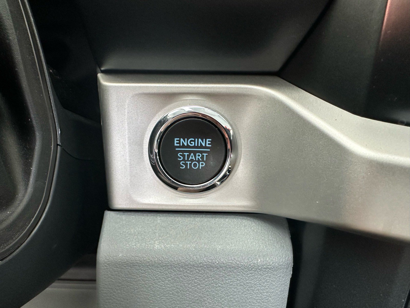 Certified 2023 Ford F250 XLT w/ XLT Premium Package AWD/4WD image 49