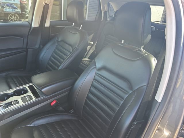 Certified 2024 Ford Edge SEL AWD/4WD image 11