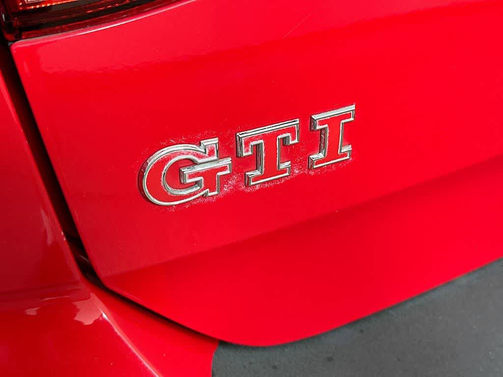 Used 2019 Volkswagen GTI S FWD image 7