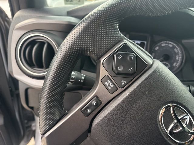 Used 2021 Toyota Tacoma TRD Sport image 19