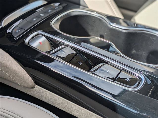 Used 2021 Buick Envision Avenir w/ Technology Package II FWD image 14
