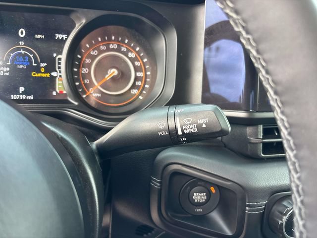 Used 2025 Jeep Gladiator Mojave w/ Safety Group AWD/4WD image 34