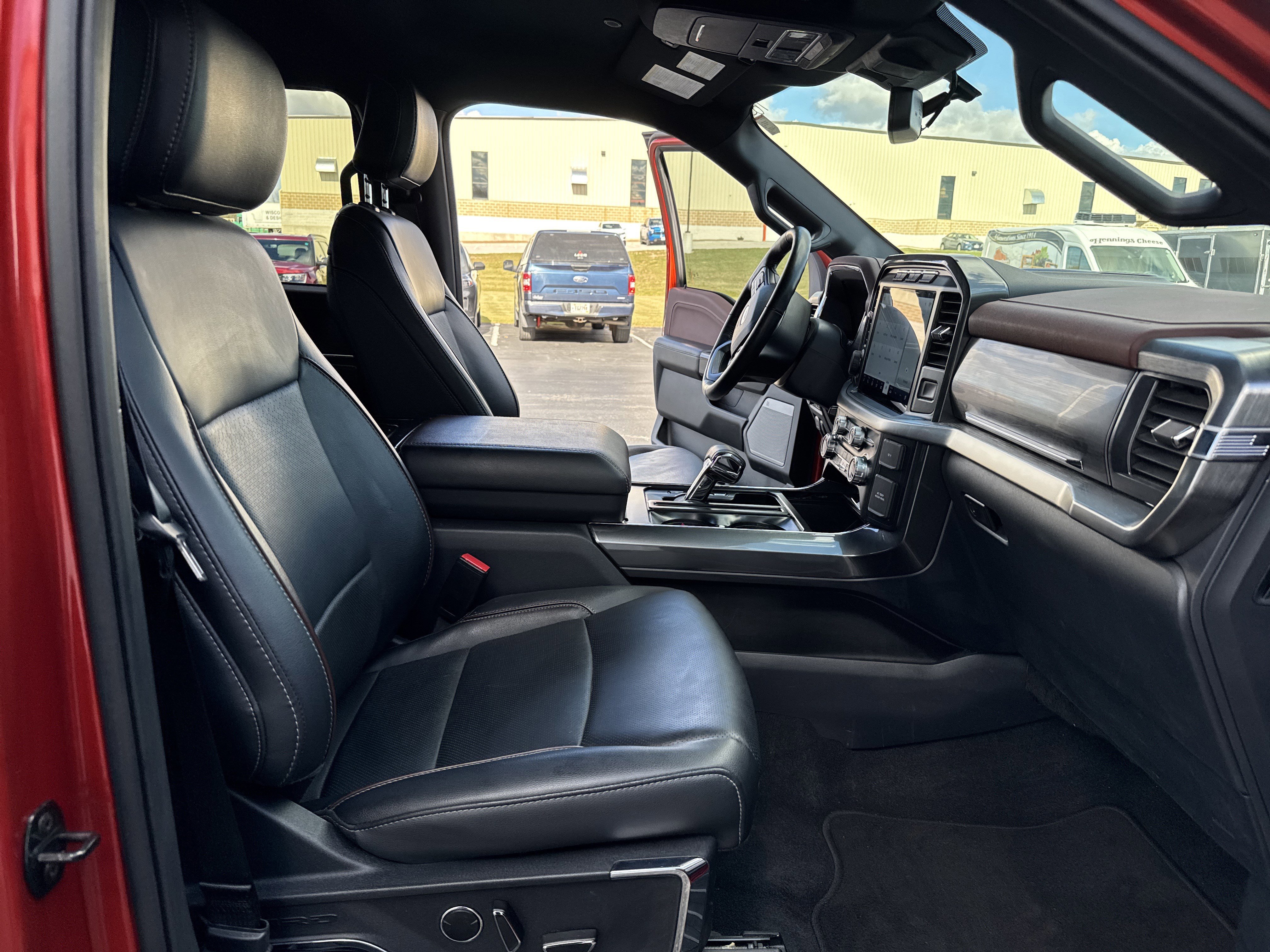 Certified 2023 Ford F150 Lariat w/ Equipment Group 502A High image 38