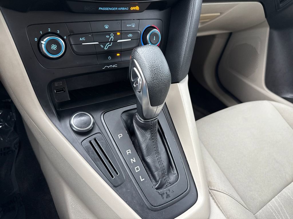 Certified 2017 Ford Focus SE image 22
