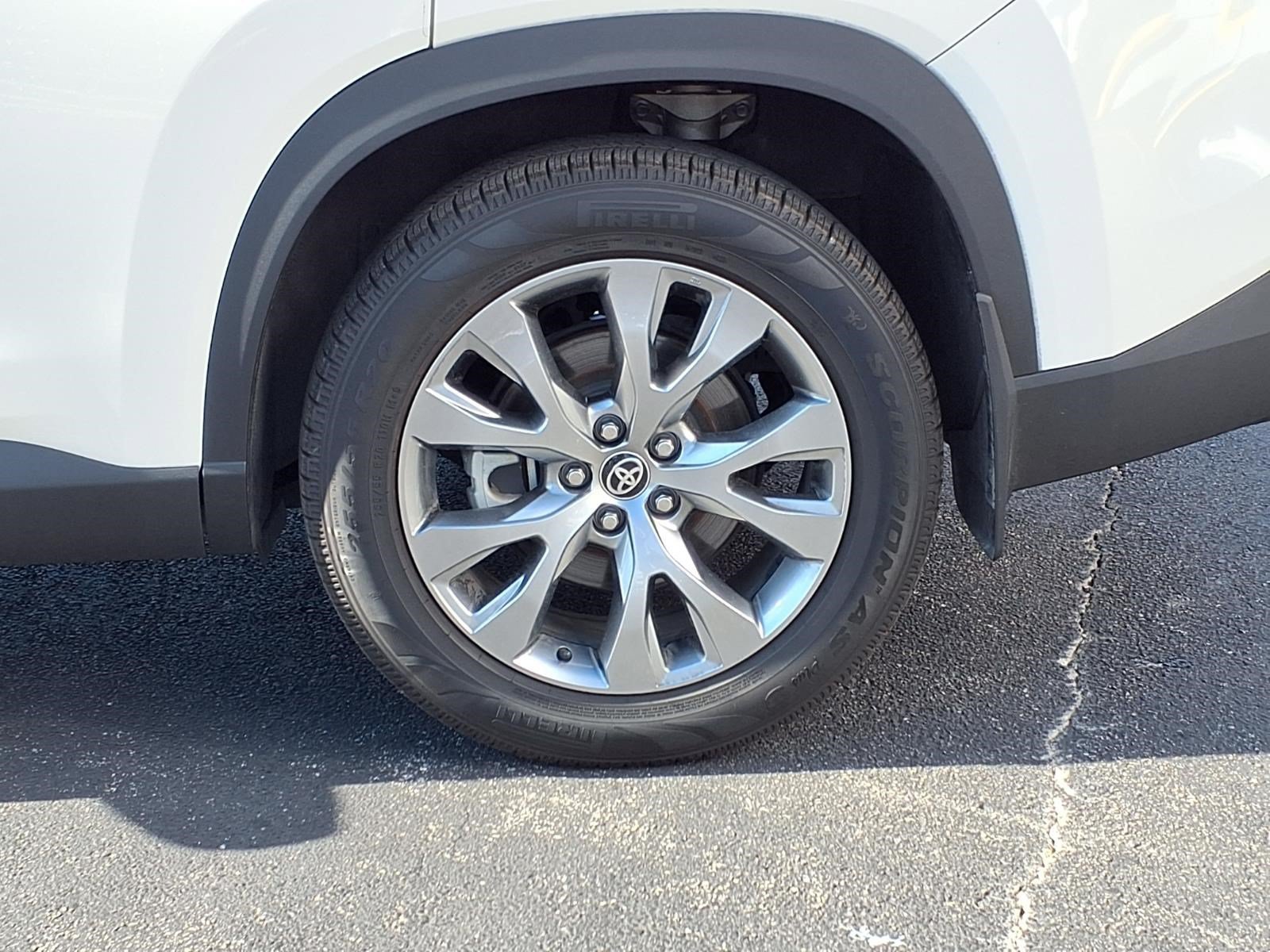 Used 2024 Toyota Grand Highlander FWD image 10