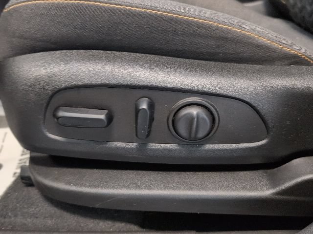 Certified 2023 Chevrolet Equinox LT AWD/4WD image 13