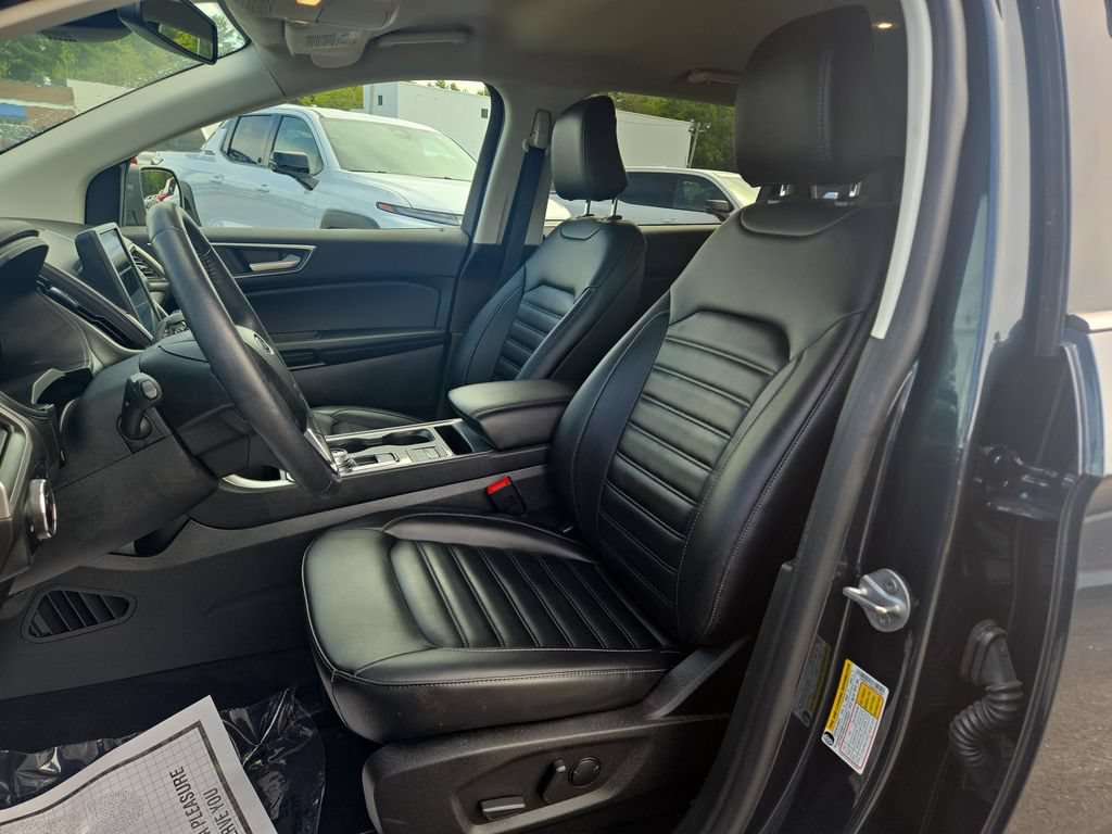 Certified 2024 Ford Edge SEL w/ Convenience Package AWD/4WD image 6