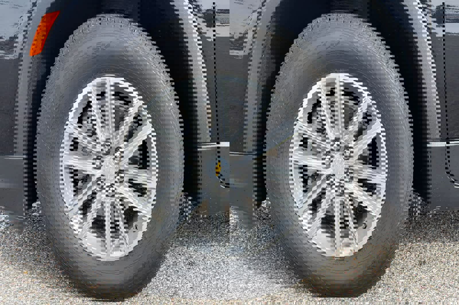 Used 2022 Chevrolet Traverse LT image 27