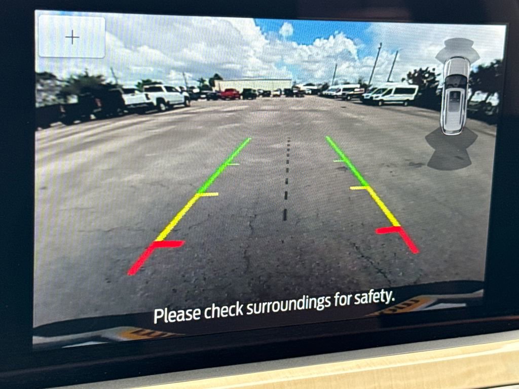 Certified 2022 Ford Escape Titanium w/ Titanium Premium Package image 22