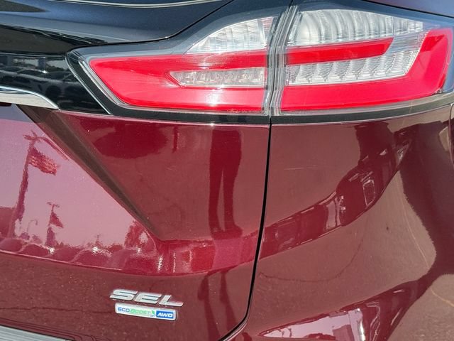 Certified 2020 Ford Edge SEL w/ Cold Weather Package AWD/4WD image 29