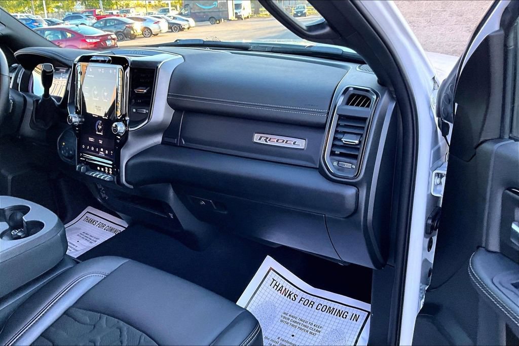 Used 2026 RAM 2500 Rebel AWD/4WD image 15