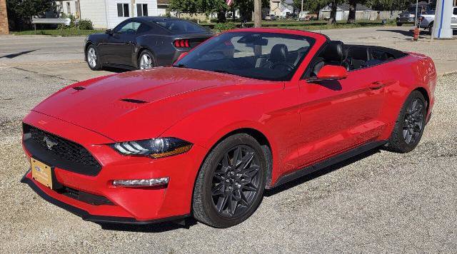 Certified 2023 Ford Mustang Convertible RWD image 2