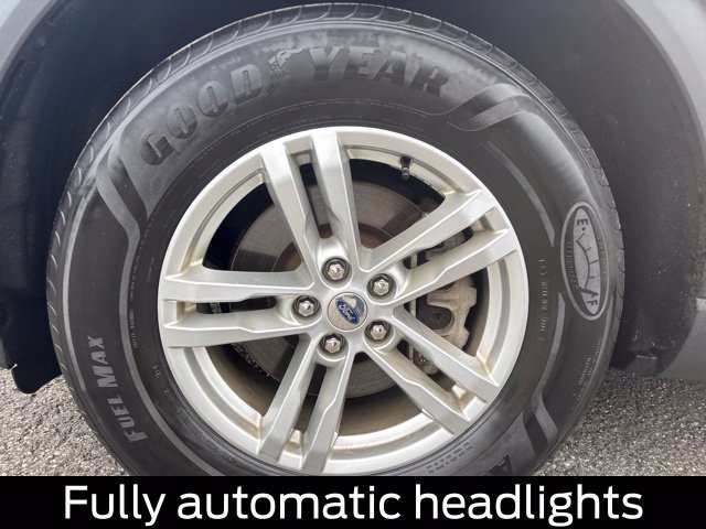 Certified 2020 Ford Explorer XLT w/ Comfort Package AWD/4WD image 32