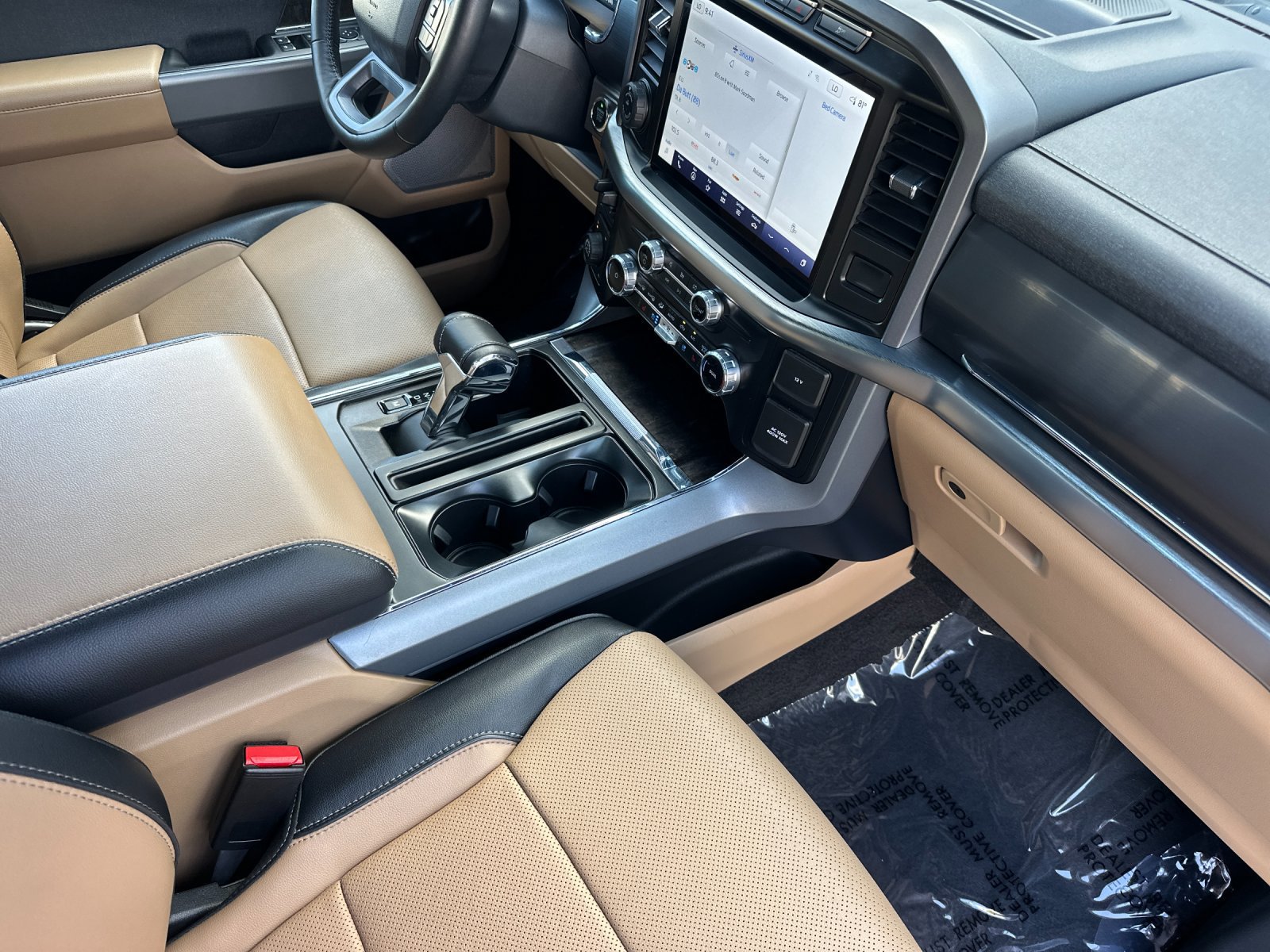 Certified 2023 Ford F150 Lariat w/ Trailer Tow Package AWD/4WD image 16