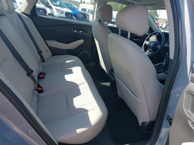 Used 2025 Honda Accord Touring image 11