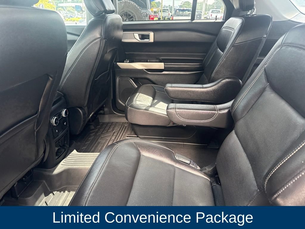 Certified 2022 Ford Explorer Limited w/ Equipment Group 301A RWD image 17