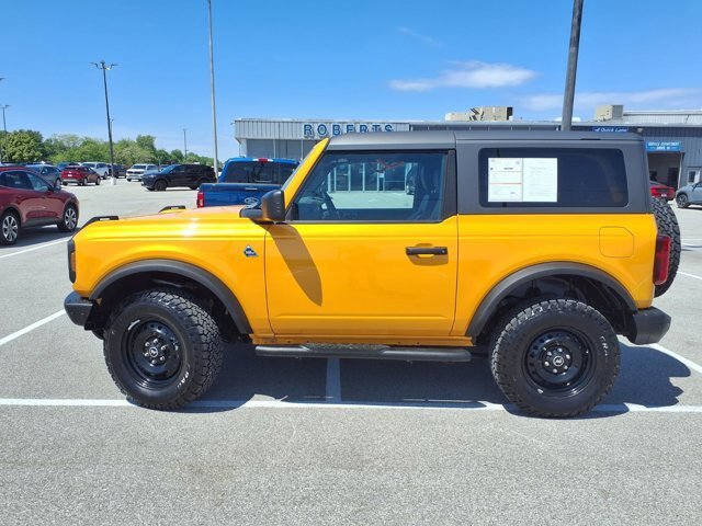 Certified 2022 Ford Bronco Black Diamond AWD/4WD image 2