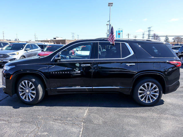 Used 2022 Chevrolet Traverse Premier image 3