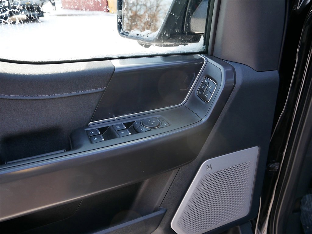 Certified 2025 Ford F150 Lariat w/ Equipment Group 502A High image 17