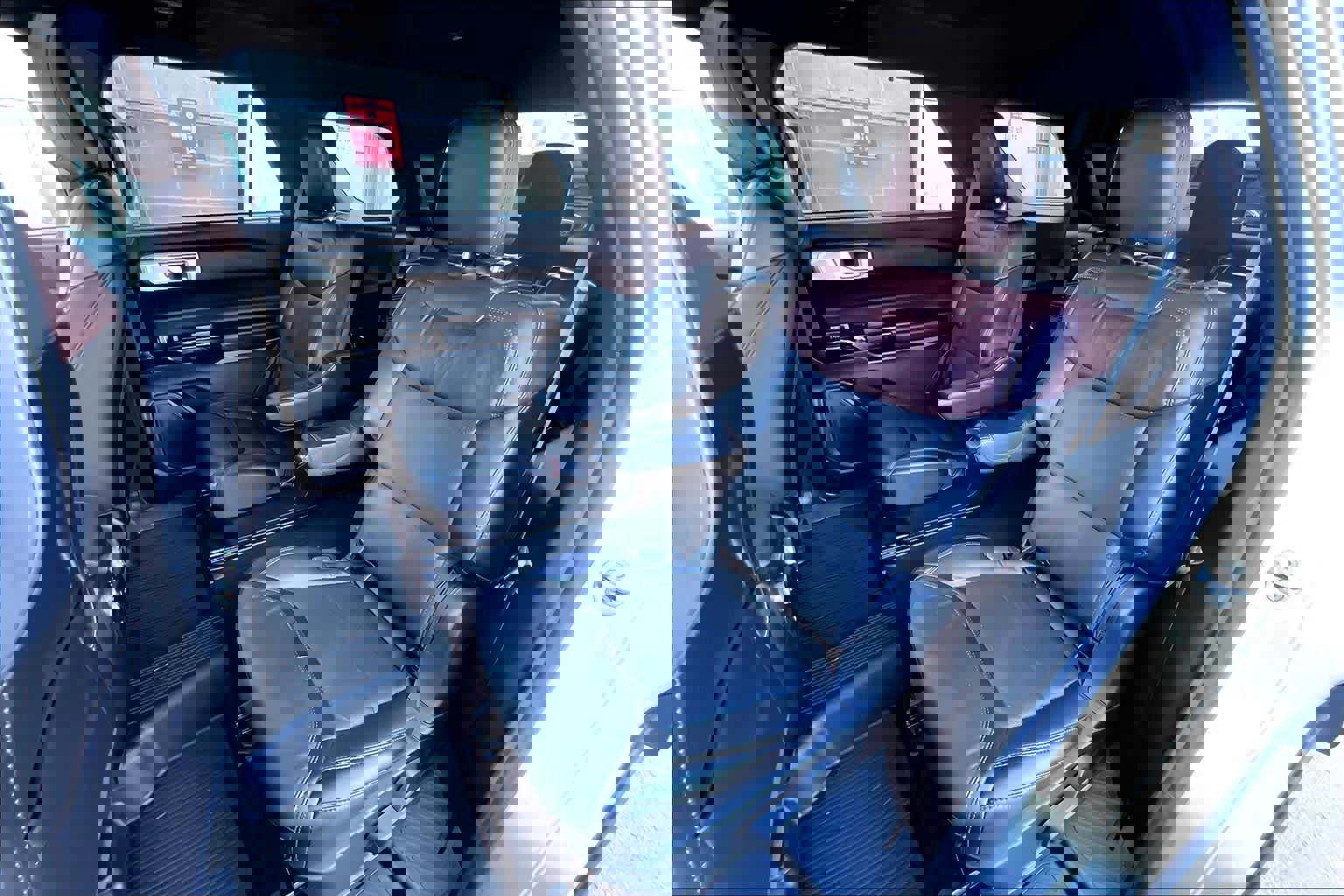 Certified 2022 Ford Explorer Platinum w/ Equipment Group 601A image 22