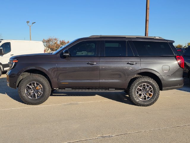 Certified 2025 Ford Expedition Tremor AWD/4WD image 8
