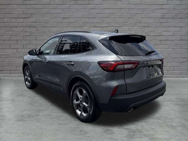 Certified 2025 Ford Escape ST-Line FWD image 5