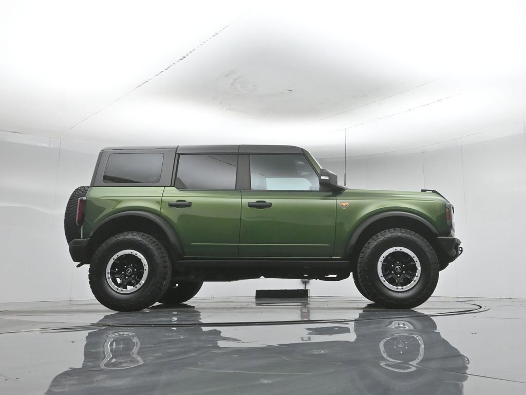 Certified 2023 Ford Bronco Badlands w/ Sasquatch Package AWD/4WD image 58