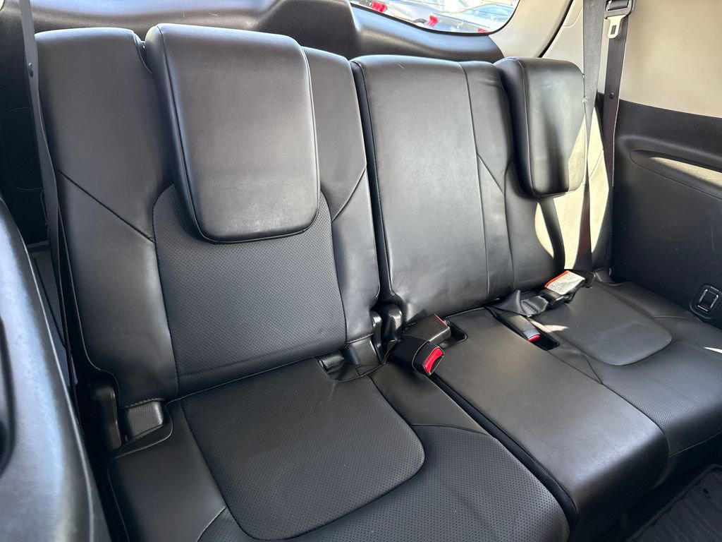 Used 2019 INFINITI QX80 Luxe w/ All-Season Package image 28