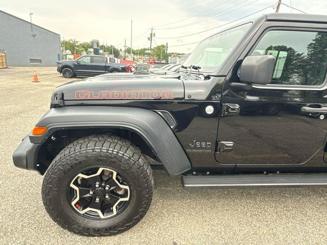 Used 2020 Jeep Gladiator Sport w/ Quick Order Package 24S AWD/4WD image 12