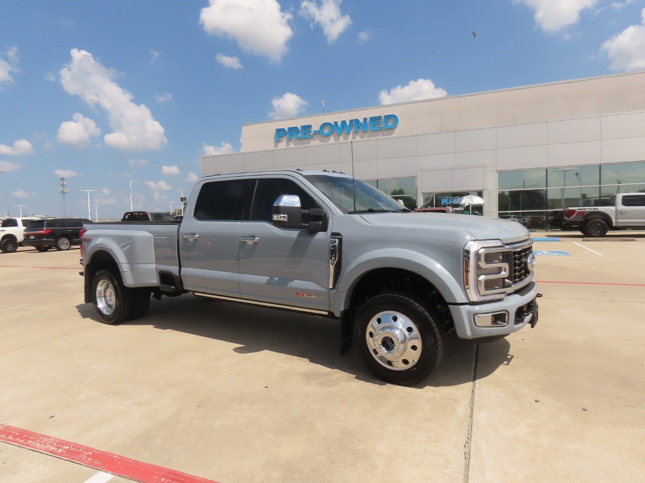 Certified 2026 Ford F450 Platinum w/ Platinum Plus Package AWD/4WD image 7