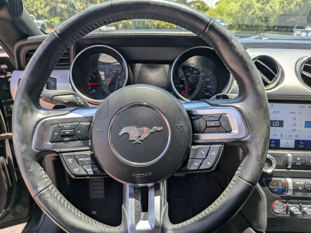 Certified 2020 Ford Mustang Premium RWD image 32