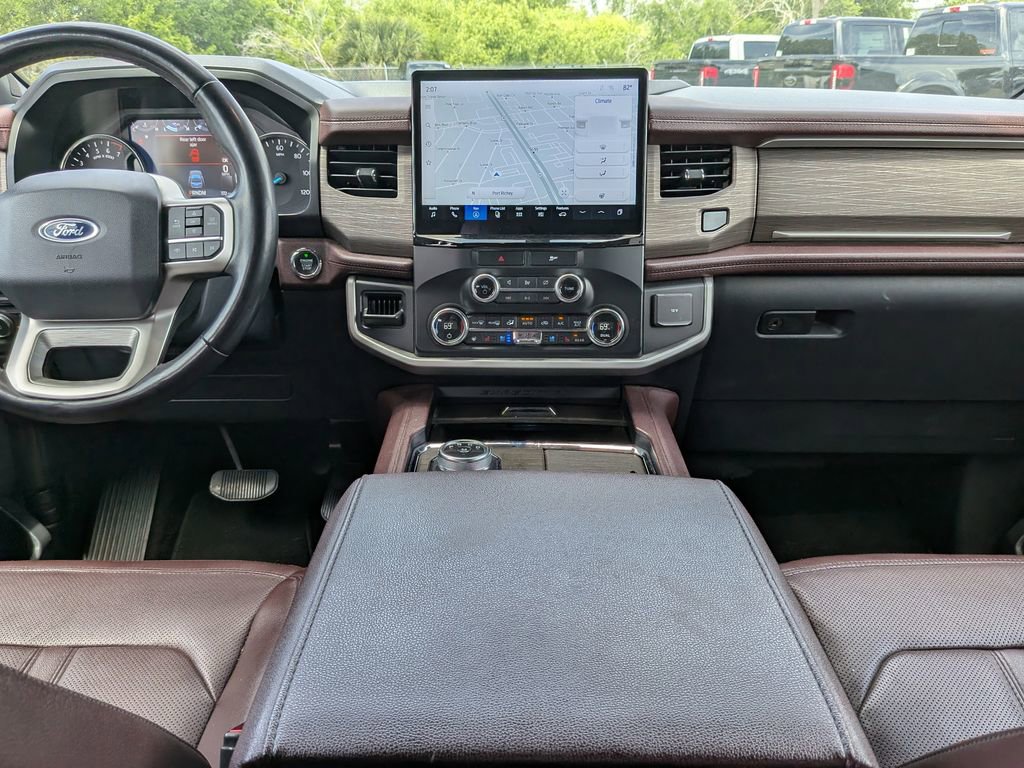 Certified 2022 Ford Expedition Max Limited image 15